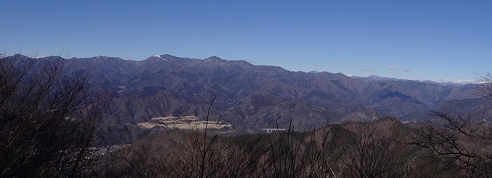 滝子山～白谷ヶ丸～小金沢連嶺