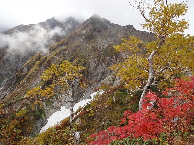 五竜岳の雪渓
