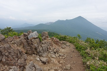 猫魔ヶ岳山頂