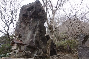 北斗岩・小原木神社